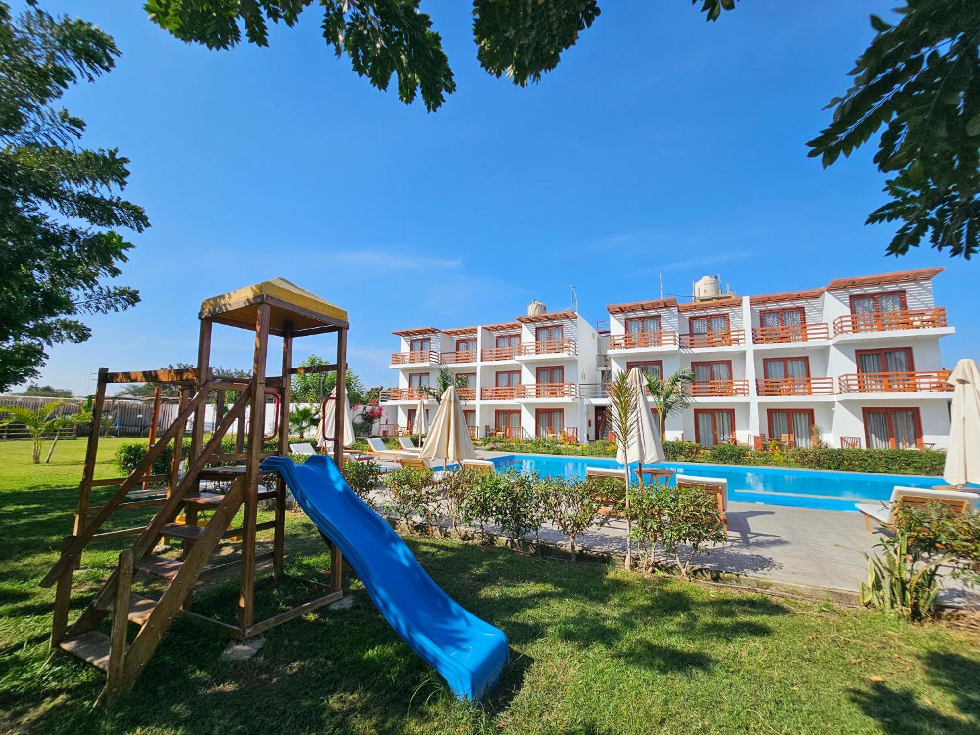 Hotel La Colina Cerro Prieto 外观 照片